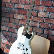 Myydn: Gibson Melody Maker Worn White - 2008 (#1859787)