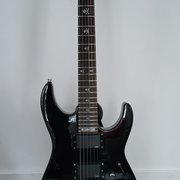 Myydn: ESP LTD KH-202 BLK Kirk Hammett (#1884456)