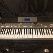 Myydn: Yamaha PSR-S 670 Keyboard (#1904799)