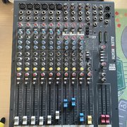 Myydn: Allen & Heath Zed 12FX (#1913268)