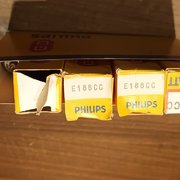 Myydn: Philips etuaste putkia (#1990053)