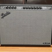 Myydn: Fender Twin kitaravahvistin (#1994683)