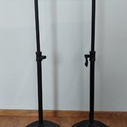 Myydn: Ikea Knivsta kaiutintelineet platoilla. (#1996757)