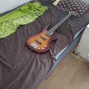Myydn: Ibanez basso 4 kieline (#2002499)