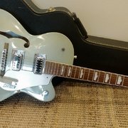 Myydn: Gretsch G5420T ja laukku (#2004124)