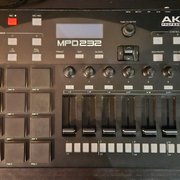 Myydn: Akai MPD232 (#1960599)