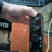 Vaihdetaan: moikka vaihtaisin focusrite scarlett  solo 4 gen äänikortin (#2009371)