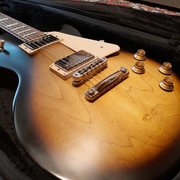 Myydn: Gibson Les Paul (#2009591)