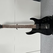 Myydn: Jackson DKMG Dinky EMG-mikeillä. (#2010430)
