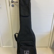 Myydn: Strong Bag - topattu bassopussi (#2012351)