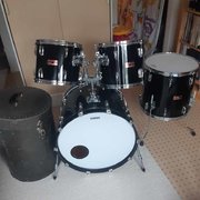 Myydn: Yamaha 8000 setti (#2012800)