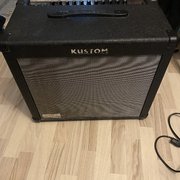 Myydn: Kustom KGA65 kitaravahvistin (#2014053)