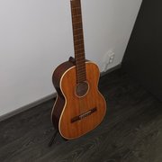 Myydn: BJÄRTON Senorita vintage 1968 nylonkielinen (#2014259)