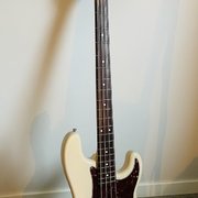 Vaihdetaan: Fender Precision Bass 62 RI CIJ (#2014631)