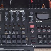 Myydn: Elektron Syntakt ja Digitakt mk1 (#2014886)