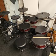 Myydn: Alesis Strike Pro Kit (#2015385)