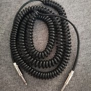 Myydn: Planet Wavesin Coiled Cable (#2015575)