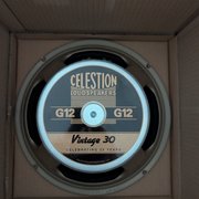 Myydn: 12" Celestion Vintage 30 16 ohm (#2014844)