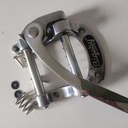 Myydn: Bigsby (#2016347)