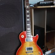 Myydn: Vaihdetaan/ Gibson Traditional 2016 Les Paul + Oma Laukkunsa (#2017943)