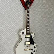 Myydn: Epiphone Les Paul Custom Pro Alpine White + kuljetuskotelo (#2018701)