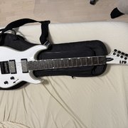 Myydn: ESP LTD MH-1007 Evertune Snow White (#2018719)