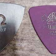 Myydn: Titaaninen special muotoinen 0.8mm plektra sis postit (#2018910)