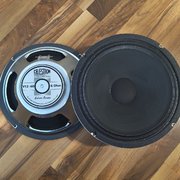 Myydn: Celestion V12-60 pari (8 ohm) (#2018963)