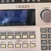 Myydn: Akai S1000HD (#2019135)