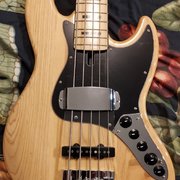 Myydn: Myydään Sire Marcus Miller v7 vintage 5 gn 1 (#2019292)