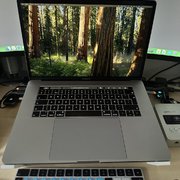 Myydn: MacBook pro 2018 Intel I9, 32gb, 1Tb, Uusi akku (#2019684)