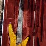Myydn: Ibanez SR 805 (#2020021)