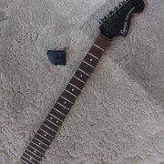 Myydn: Squier Contemporary Stratocaster kaula (#2020032)