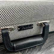 Myydn: G&G Fender white tweed case (#2020657)