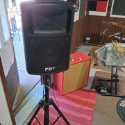 Myydn: Fbt Maxx 2 10" aktiivikaiuttimet ja Mackie Cfx16 Mk2 mikseri. (#2020684)