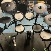 Myydn: Roland TD-9 sähkörummut lisätomilla ja crashilla (#2021257)
