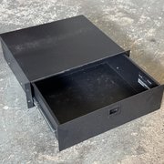 Myydn: Thon Rack Drawer 3U Vetolaatikko (takuu voimassa) (#2023178)