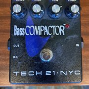 Myydn: Bass Compactor Tech 21 Nyc (#2023200)