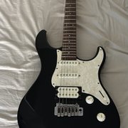 Myydn: Yamaha Pacifica 604W stratocaster (#2023584)
