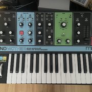Myydn: Moog Grandmother + Decksaver (#2025011)