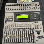 Myydn: Yamaha 01v (#2025137)