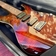 Myydn: Suhr Modern Plus PF HSH Fireburst (#2025453)