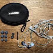Myydn: Shure SE215-CL (#2026048)