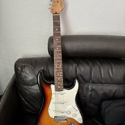 Myydn: Myydään tai vaihdetaan Vintage V6 Reissued (#2026062)
