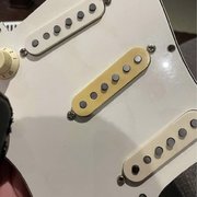 Myydn: Fender Straton Mikit (#1999342)