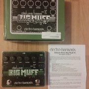 Myydn: Electro-Harmonix EHX Deluxe Bass Big Muff Pi -särö (#2026757)