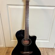 Myydn: Yamaha APX600 Elektroakustinen Kitara (#2026881)