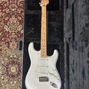 Myydn: Fender - Stratocaster MIM (#2026989)