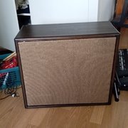 Myydn: Kitarakaappi 12" celestion (#2027046)