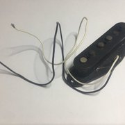 Myydn: Stratomikkejä: DiMarzio FS-1 (1 kpl) ja HS-2 (2 kpl) (#2027377)